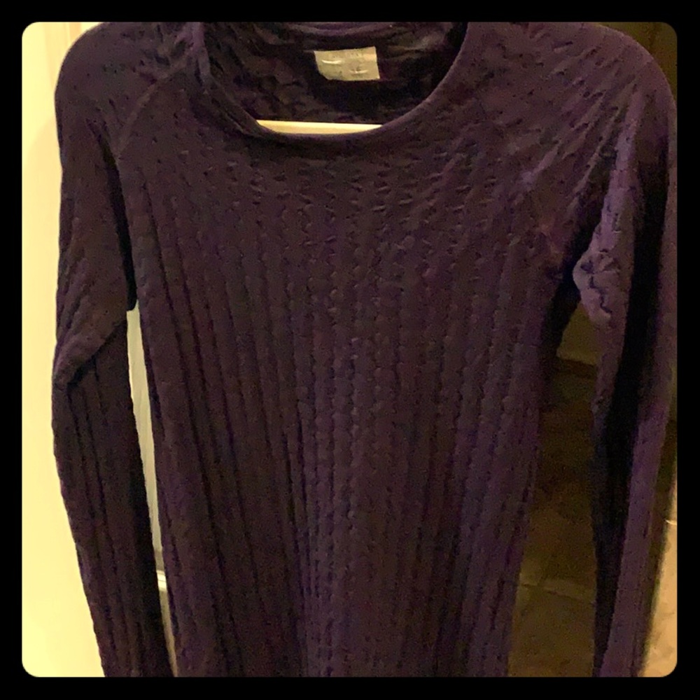 Long sleeve Athleta top